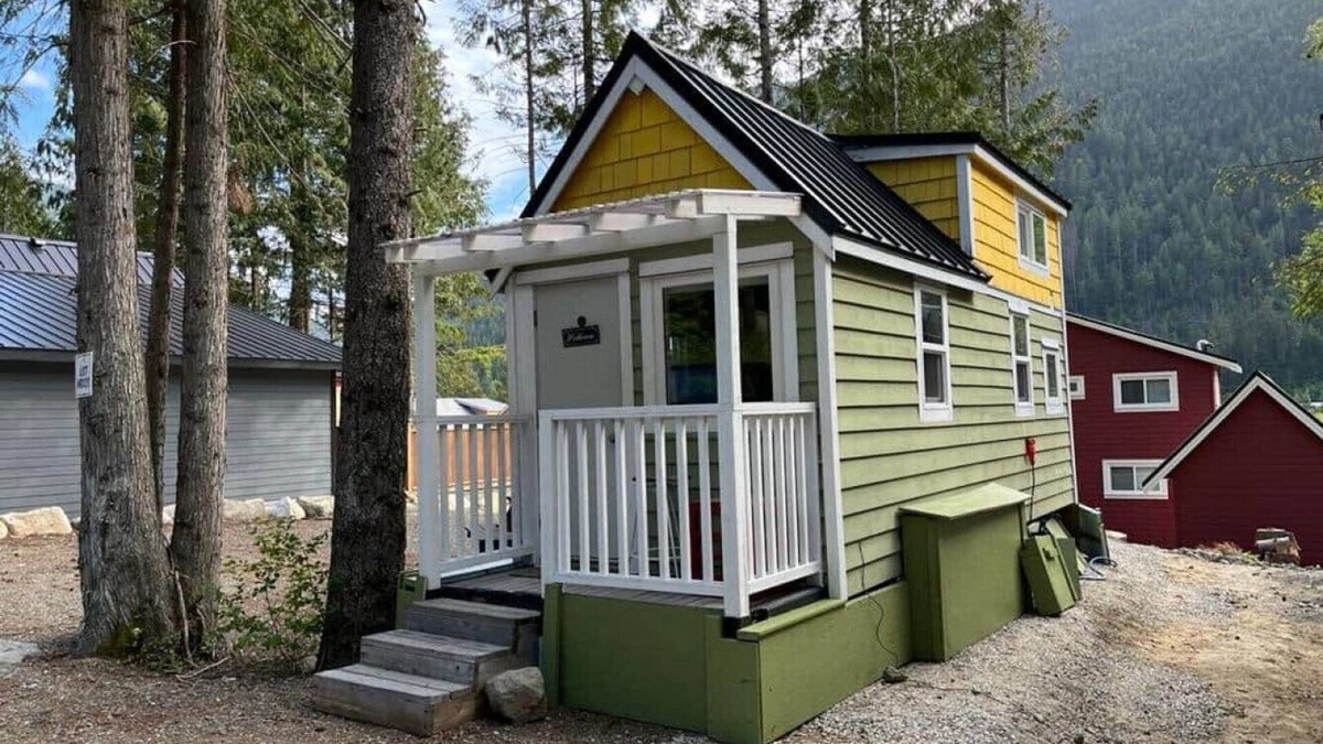Sunshine Valley House | Sunshine Valley - Tiny Home