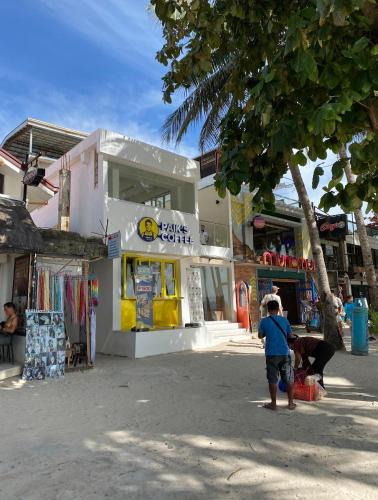Boracay Island Hotel | Sunvilla beachfront hotel