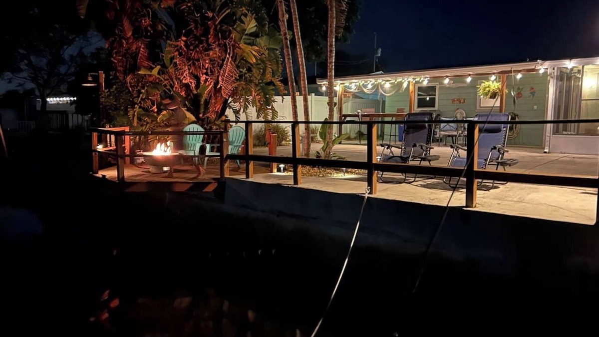 Sea Ranch House | SunWild Ventures Home *Golf Cart & Kayaks*