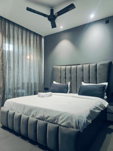 Noida Apartment | Suparnova spira star