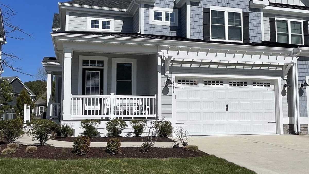 Bayside Villa | SUPER 5 BR, 3.5 bath, sleeps 12 in the heart of Bayside! EV charging and extras!