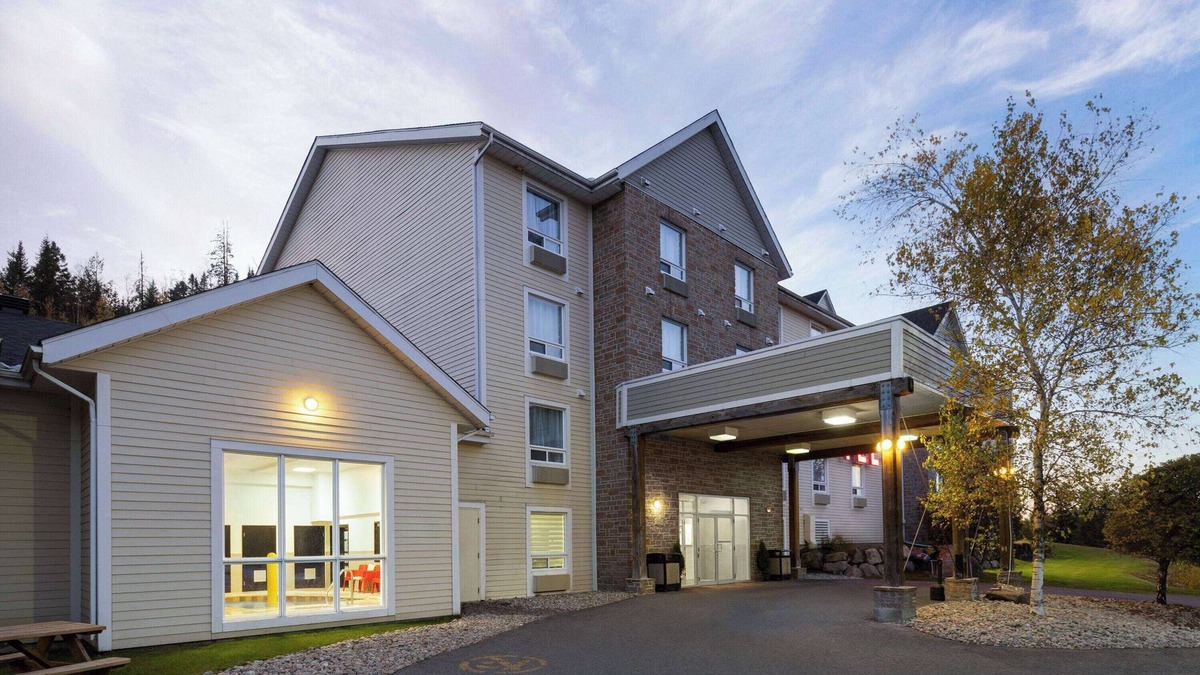 Sainte-Agathe-des-Monts Hotel | Super 8 by Wyndham Sainte Agathe Des Monts