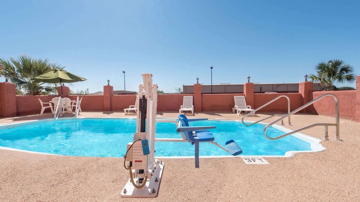Abilene Hotel | Super 8 by Wyndham Abilene South