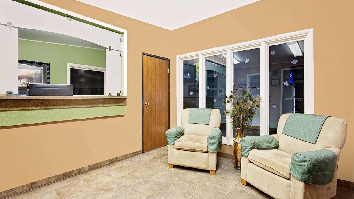 Santa Rita Hotel | Super 8 by Wyndham Cut Bank