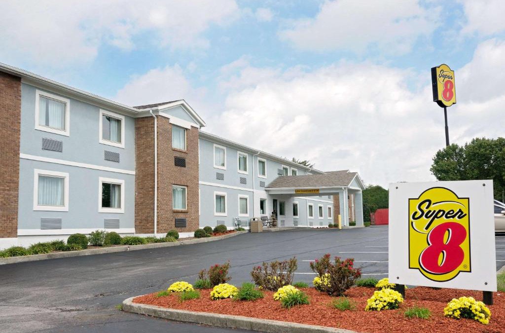 Lexington Hotel | Super 8 by Wyndham Lexington Hamburg Area