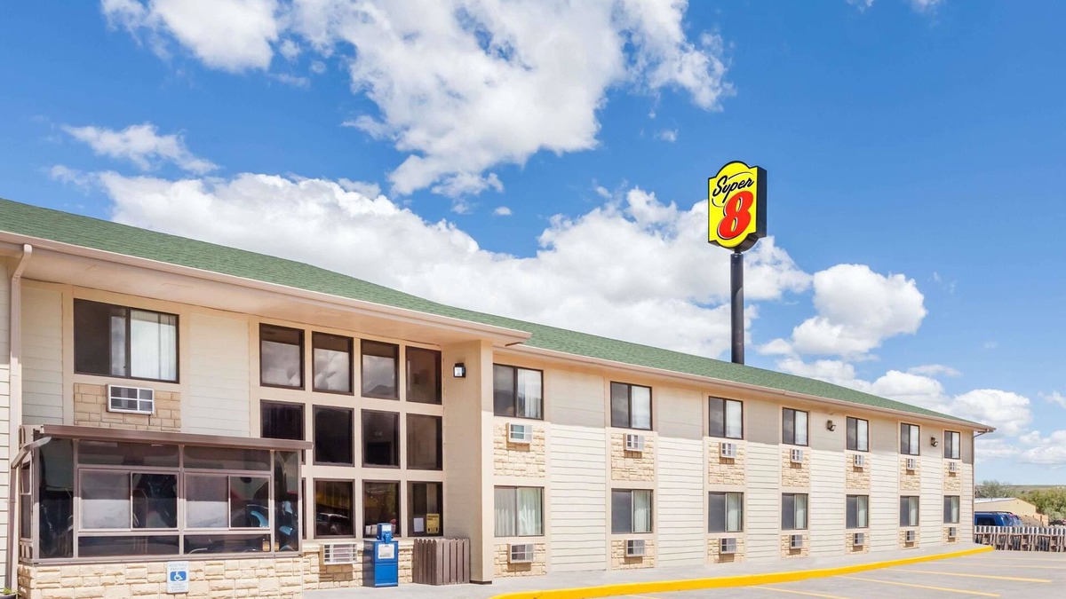 Livingston Hotel | Super 8 by Wyndham Livingston Yellowstone