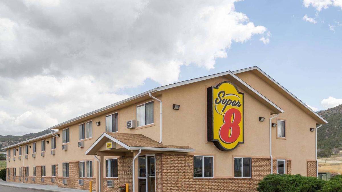 Nephi Hotel | Super 8 by Wyndham Nephi