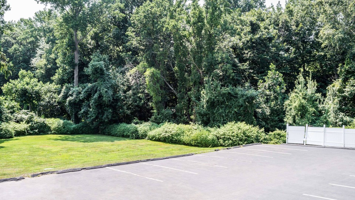 Westbrook Center Hotel | Super 8 by Wyndham Old Saybrook