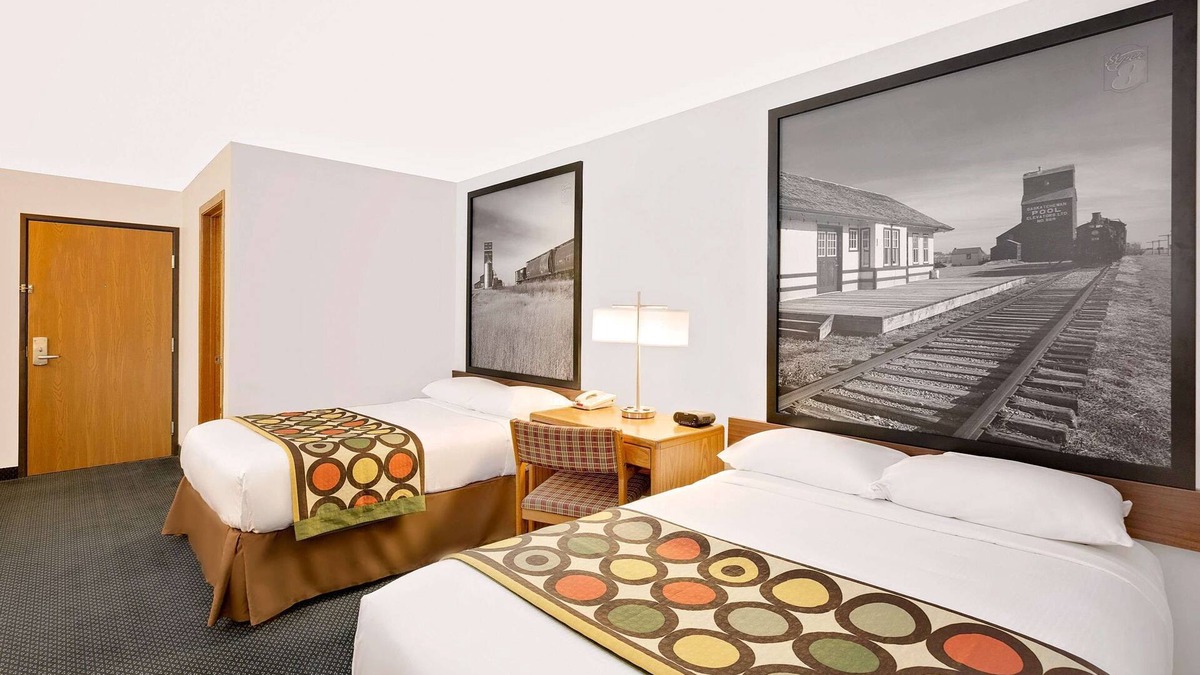 Saint James Hotel | Super 8 by Wyndham St. James