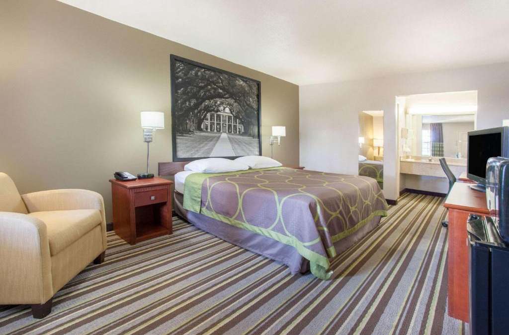 West Monroe Hotel | Super 8 by Wyndham West Monroe