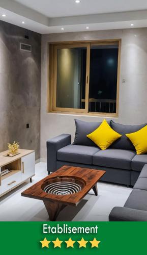 Luxus Apartment | Super Apartement Totalement neuf a coté de Marjane avec la climatisation et WIFI