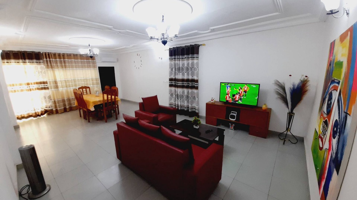 Yaounde Apartment | Super Appt Meublée Chic Standing à Odza Brigade Yaoundé