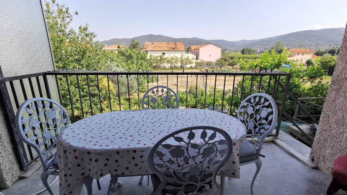Ille-sur-Tet Apartment | Super Appt T4 Lumineux au Cœur D'ille-sur-têt 66
