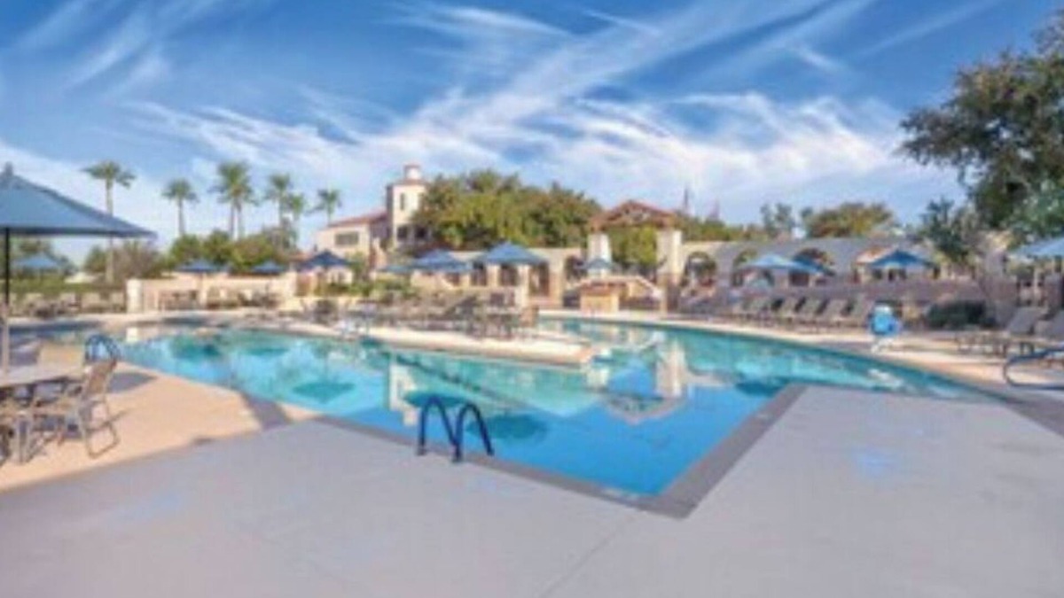 South Mountain Resort | Super Bowl stay, one bedroom, at the golf resort!