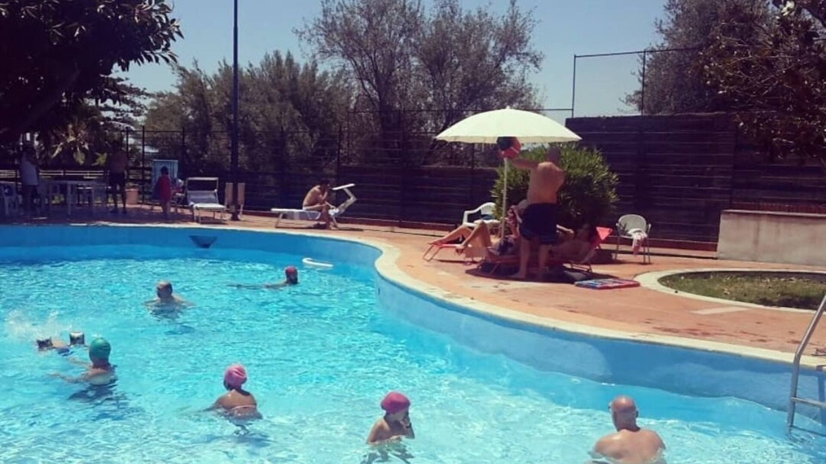 Aci Trezza House | Super comfort apartment with garden, barbecue and shared pool, close to the sea