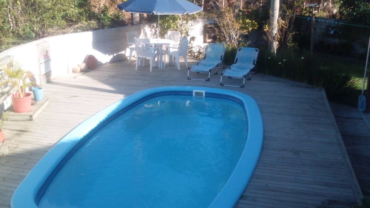 Daniela House | Super comfortable house, pool, barbecue, splits, cable tv, internet.