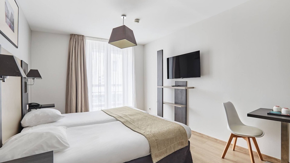 Gares Apartment | Super Endroit ! Appart équipé avec Wi-Fi gratuit