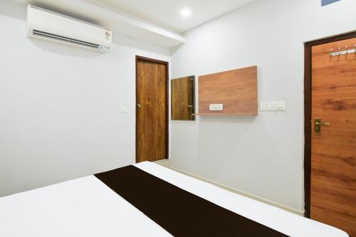 Hyderabad Hotel | Super Hotel O Vaishnavi Residency