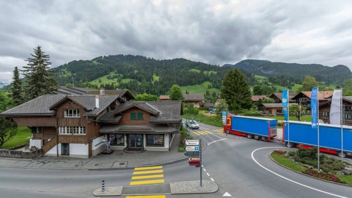 Saanen Ski Chalet | Super Luxurious Duplex Penthouse in Gstaad Center