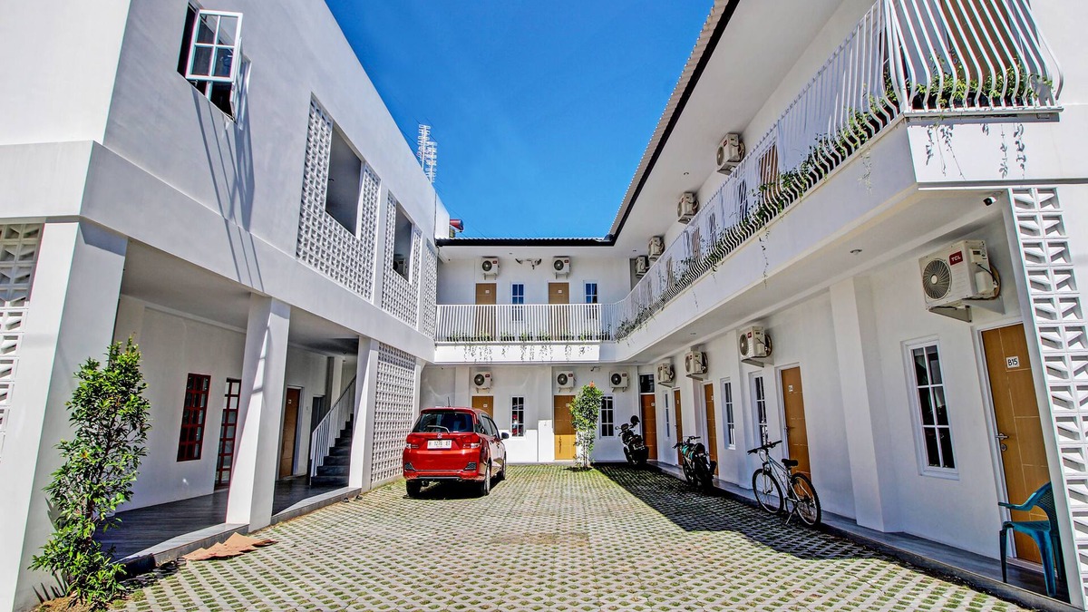 Temon Hotel | Super OYO Collection O 92363 Kp Inn