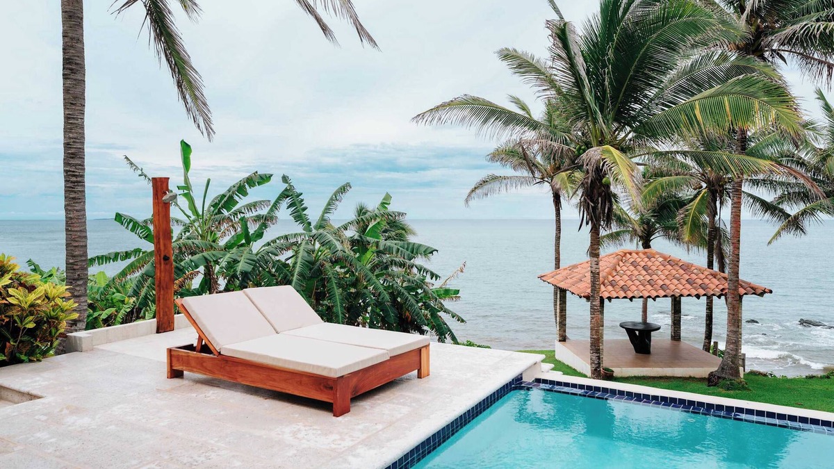 Pedasi Villa | Super Private Beachfront 3BR Villa & Infinity Pool