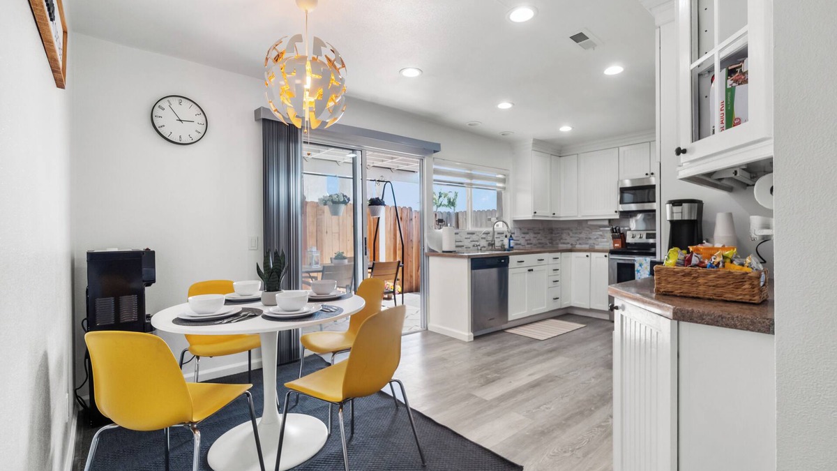 Mira Mesa House | Super Spacious Family Vacation Home!