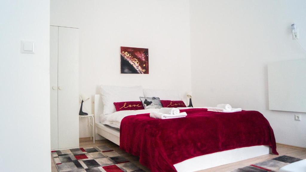 Neulerchenfeld Apartment | Superb 3 Apt Complex for 9P near Wiener Stadthalle