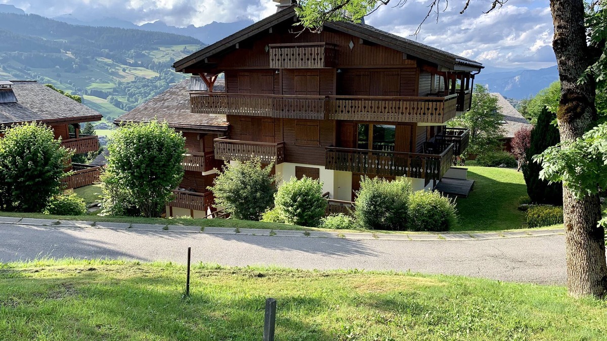 Megeve Apartment | Superb apartment renovated in 2021 with underground parking