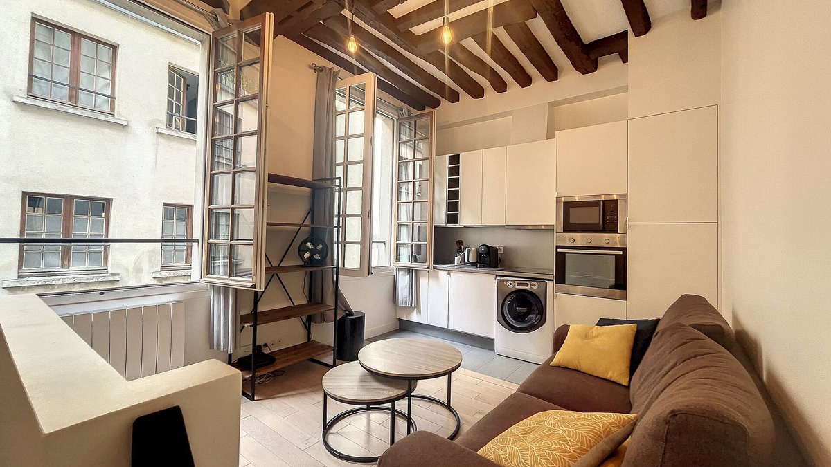 Marais Apartment | Superb Apt Duplex in the Marais, Heart of Paris