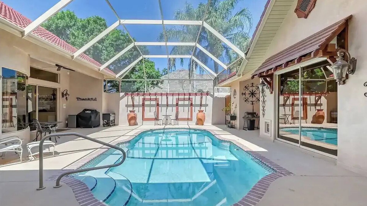 Venice Villa | Superb European Villa in beautiful Venice, Florida