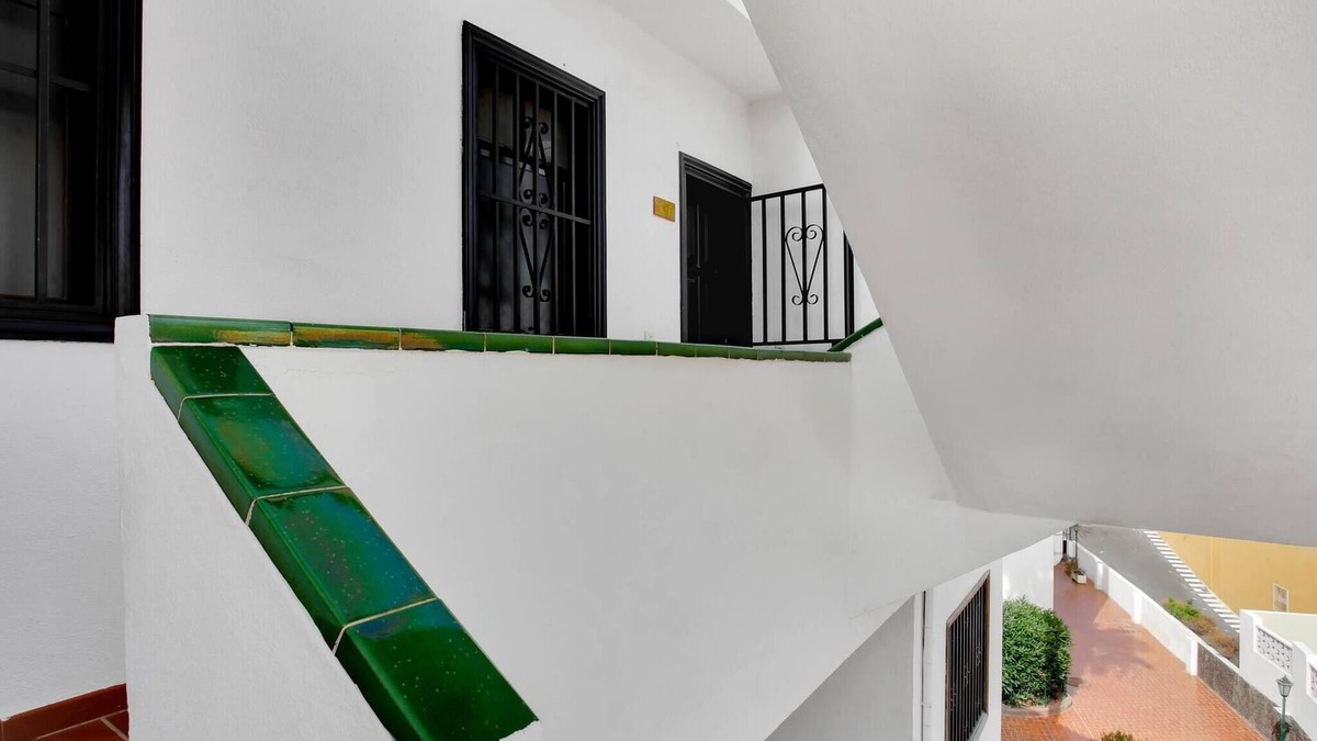 Las Rosas Apartment | Superb Flat, Terrace 20m, 2Rooms, Pool, Wi Fi