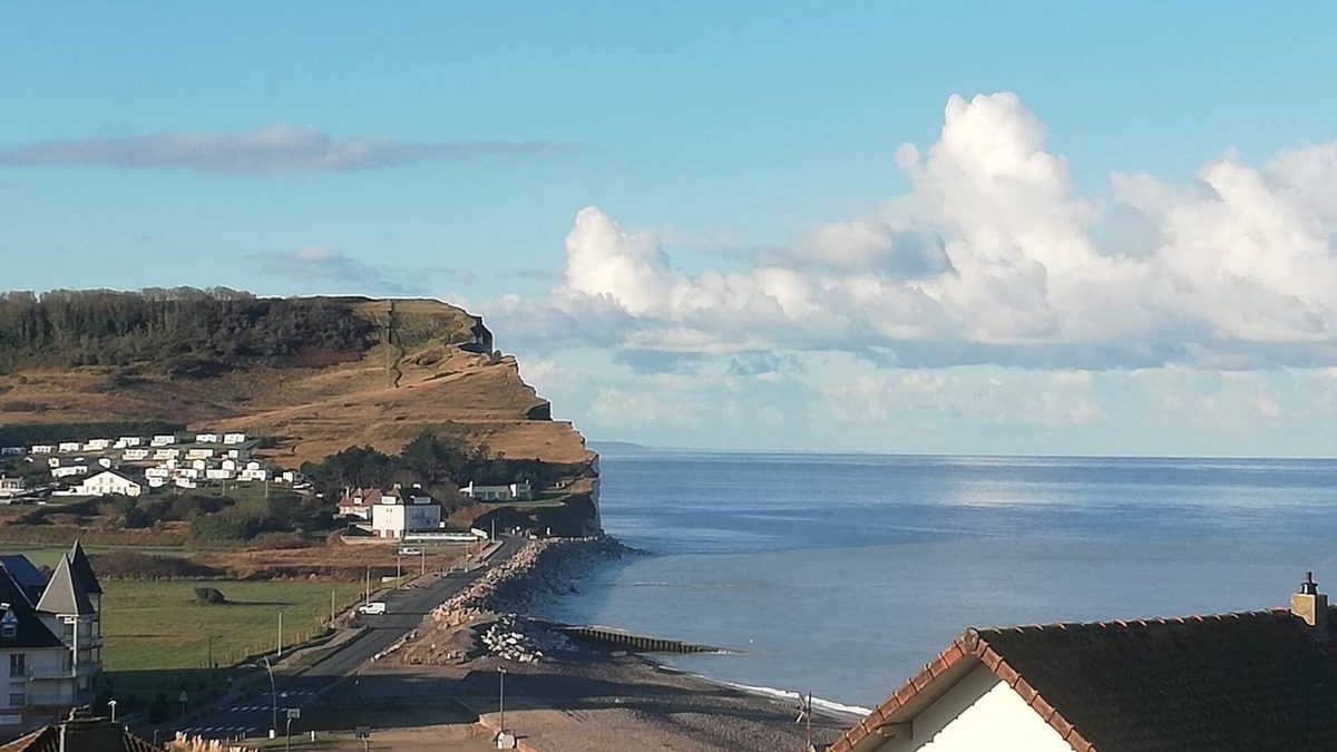 Criel-sur-Mer Apartment | Superb sea view, 5 minutes from the beach