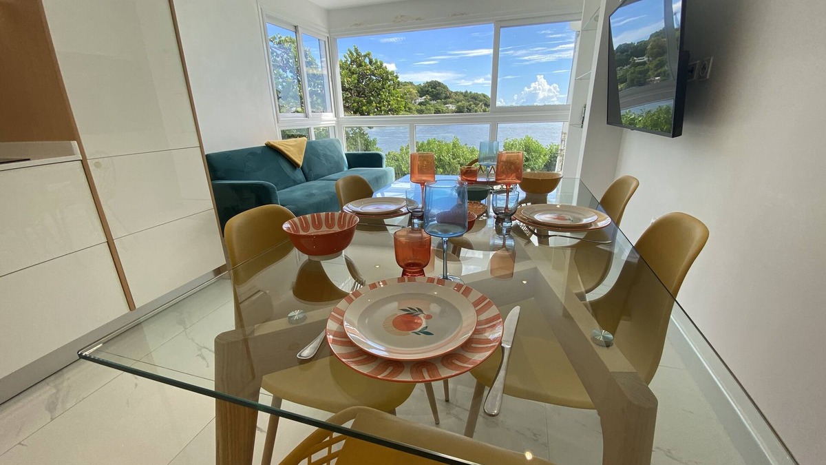 Bas du Fort Apartment | Superb seaside apartment