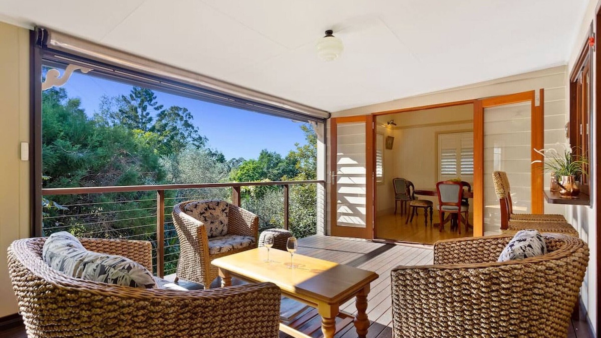 Maleny House | Superb Setting for Maleny Family Stay
