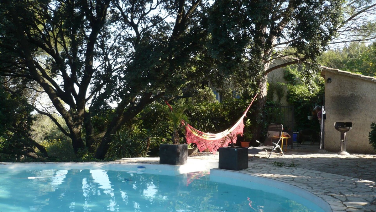 Morieres-les-Avignon House | Superb single house on a hill facing the Palais des Papes