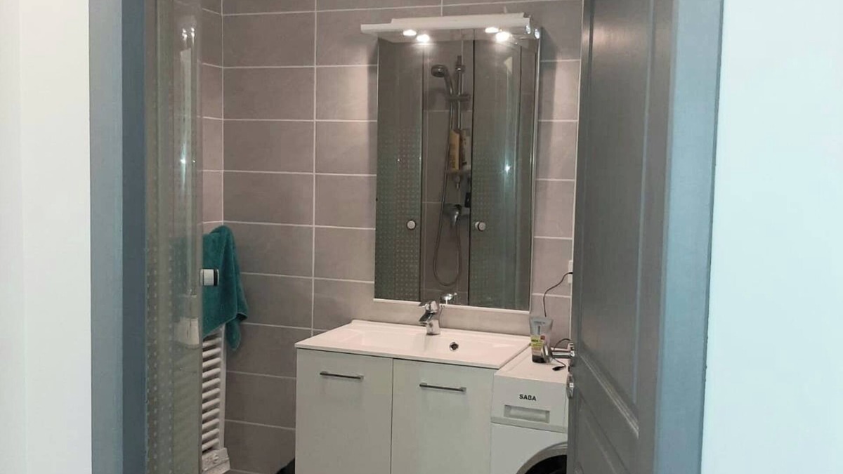 Brive-la-Gaillarde Apartment | Superb T3 with swimming pool on the heights of Brive