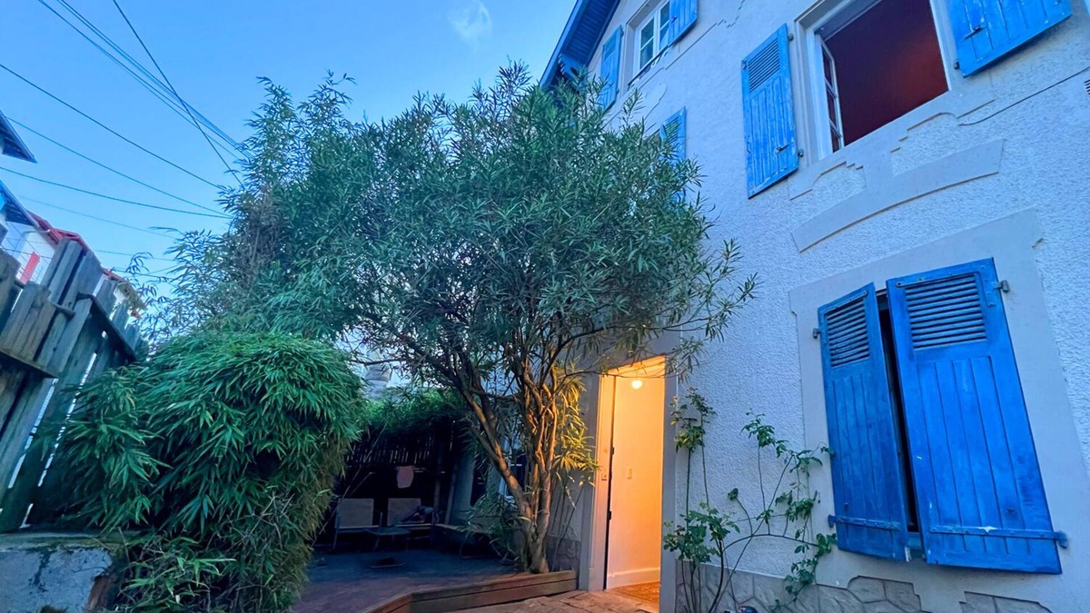 Biarritz House | Superbe Maison de Ville de 200m2, 5 Chambres, Terrasse, 10 min de la Plage