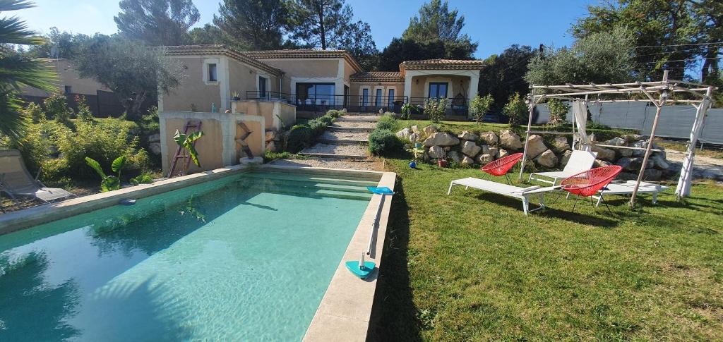 Saint-Alexandre Villa | Superbe villa avec piscine