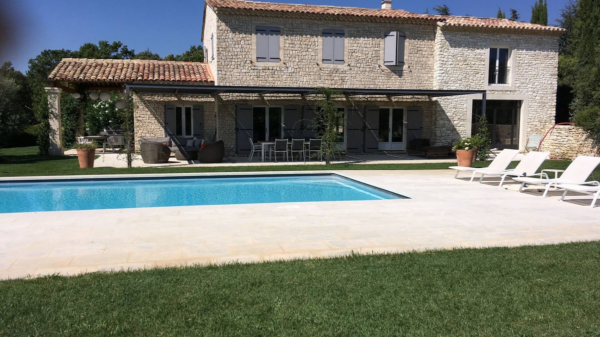 Bonnieux House | Superbly equipped stone country house with panoramic view 4bedroom, 4bathroom 8pers