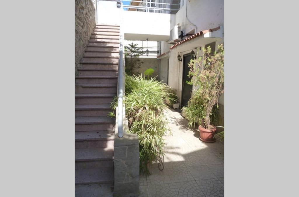 Algiers Apartment | SuperF2Scala
