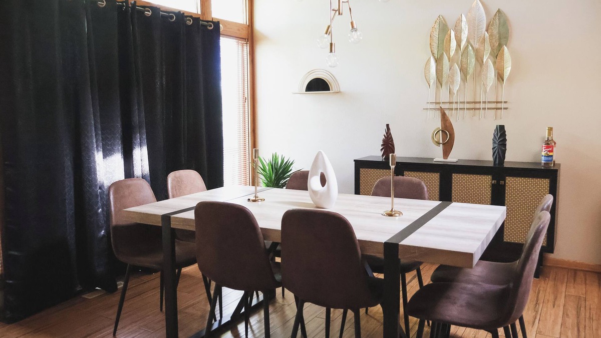 Bismarck House | Superhome Riverbottoms Home in Bismarck