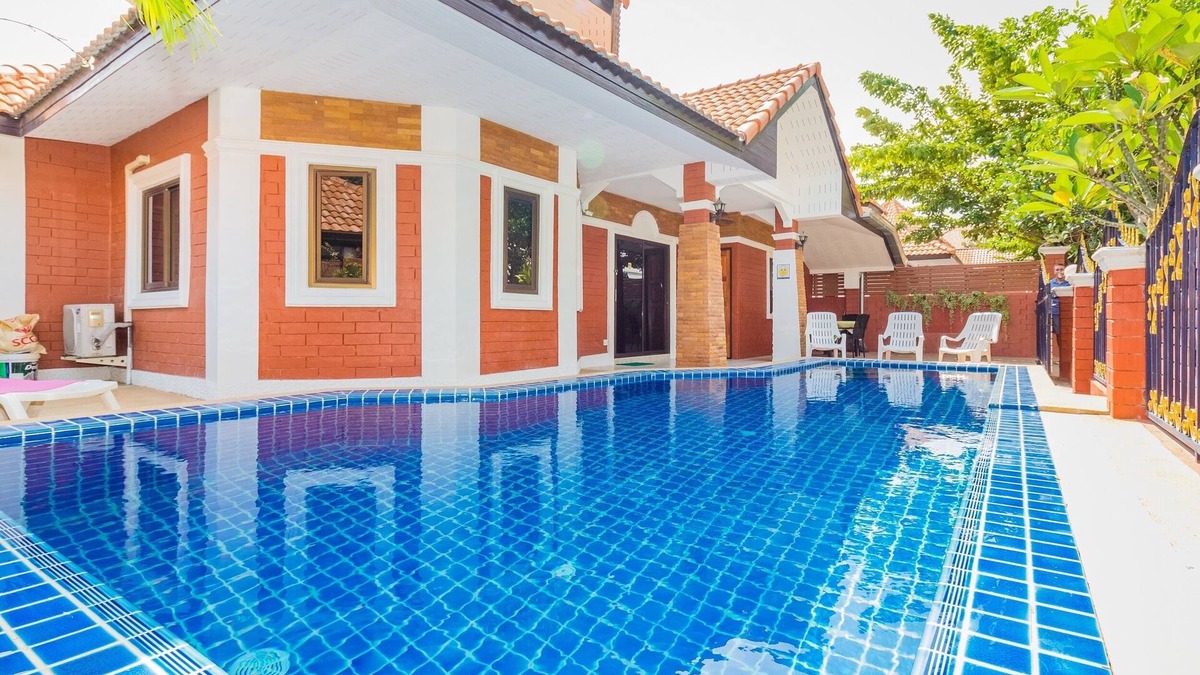 South Pattaya Villa | Superior 4 bedroom villa - Garden Villa - Pattaya Holiday House - Walking Street