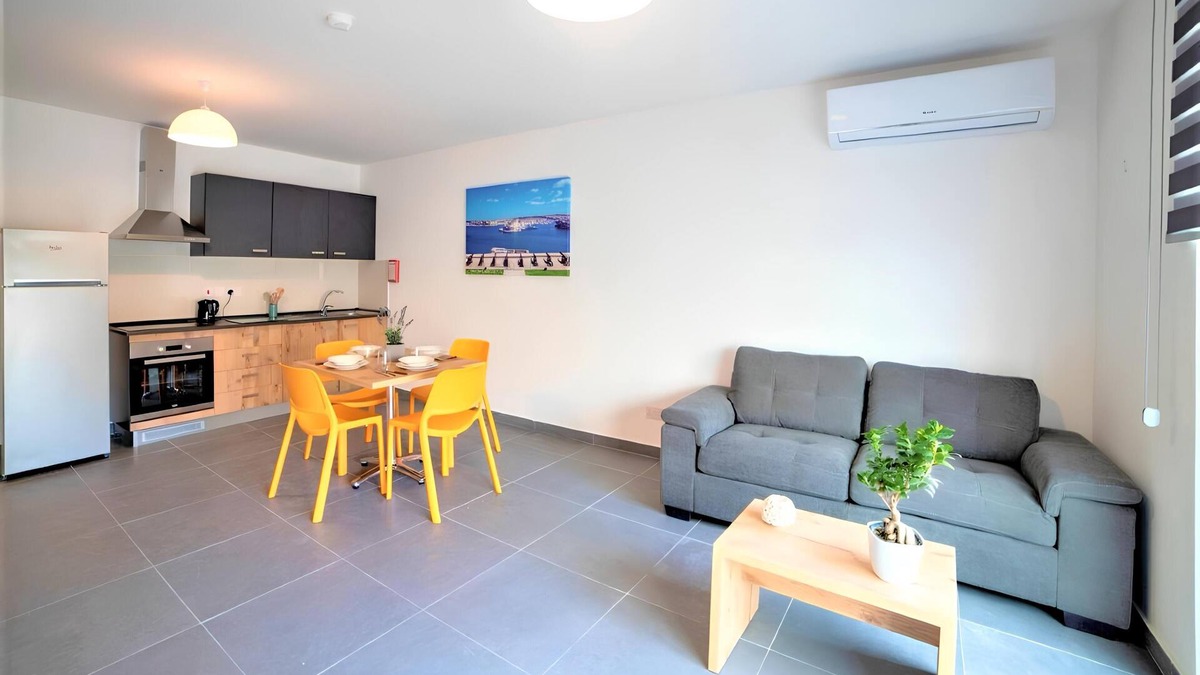 Gzira Apartment | Superior Apartment in Gzira N64