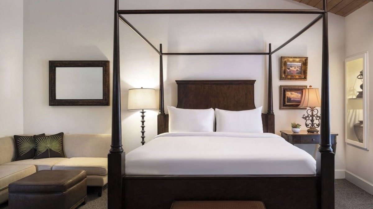 Borrego Springs Hotel | Superior Corner Room, La Casa Del Zorro, Desert Resort, High-end Spa Treatments