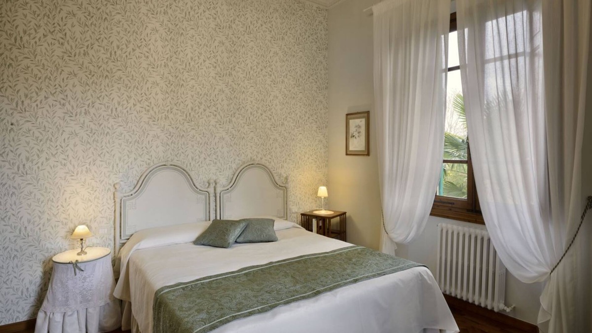 Terranuova Bracciolini Bed & Breakfast | Superior Room Erba Voglio in Villa le Facezie B&B