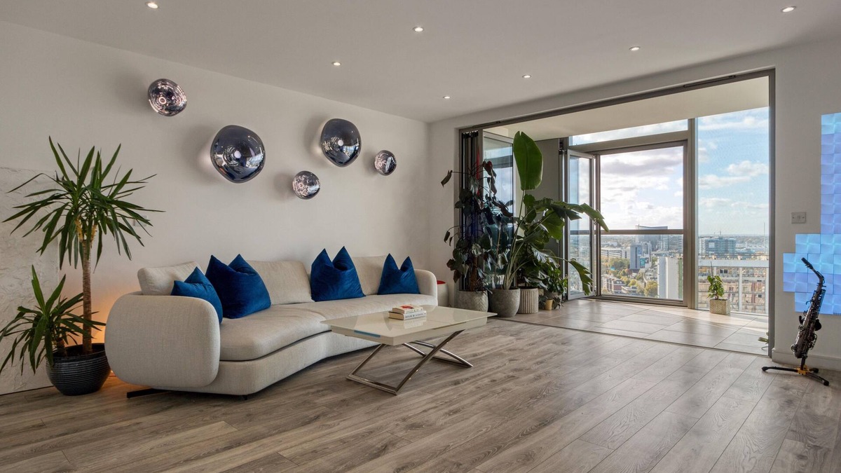 Syon Apartment | Superior Luxury 2BD|2BA w Spectacular View