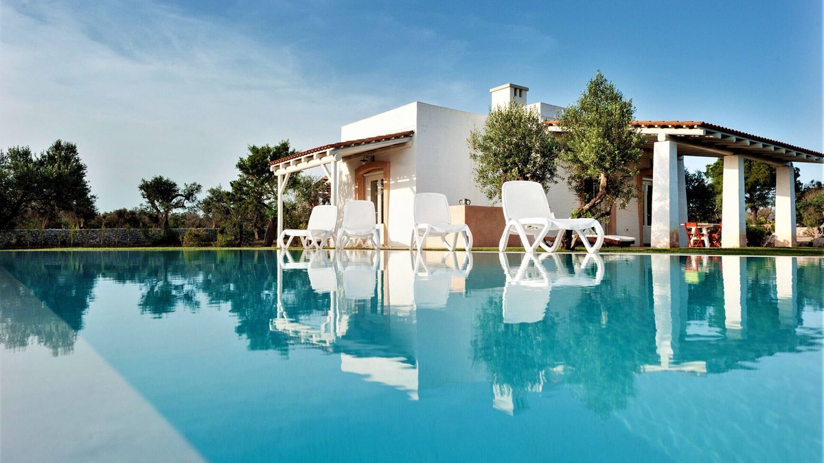 Salve Villa | Superior pool villa w/huge garden