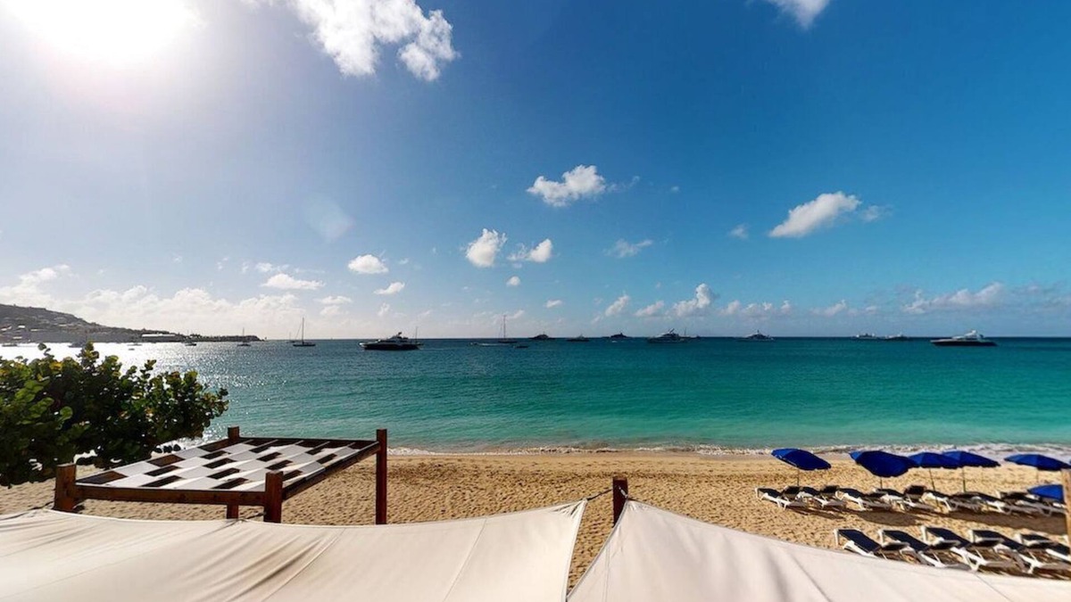 Simpson Bay Condo | ☀️⛱️👙Sur Mer by IRE Vacations - Spacious 3 Bedroom Beachfront Condo!