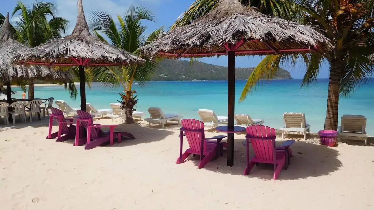 Clifton House | Sur un nuage. ON PAUSEnn