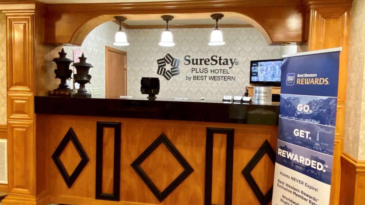 Warner Robins Hotel | SureStay Plus Hotel by Best Western Warner Robins AFB